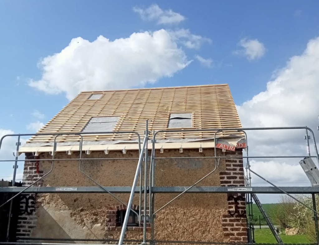 Chantier de charpente réalisé par Loir en Vallée Couverture